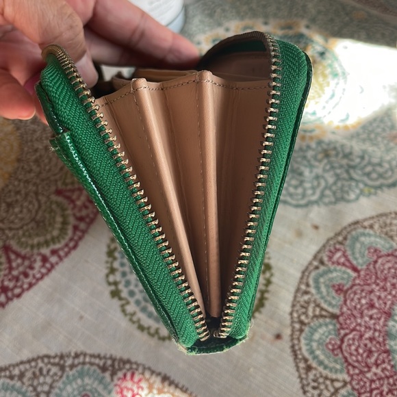 Kate Spade wallet - Picture 4 of 6